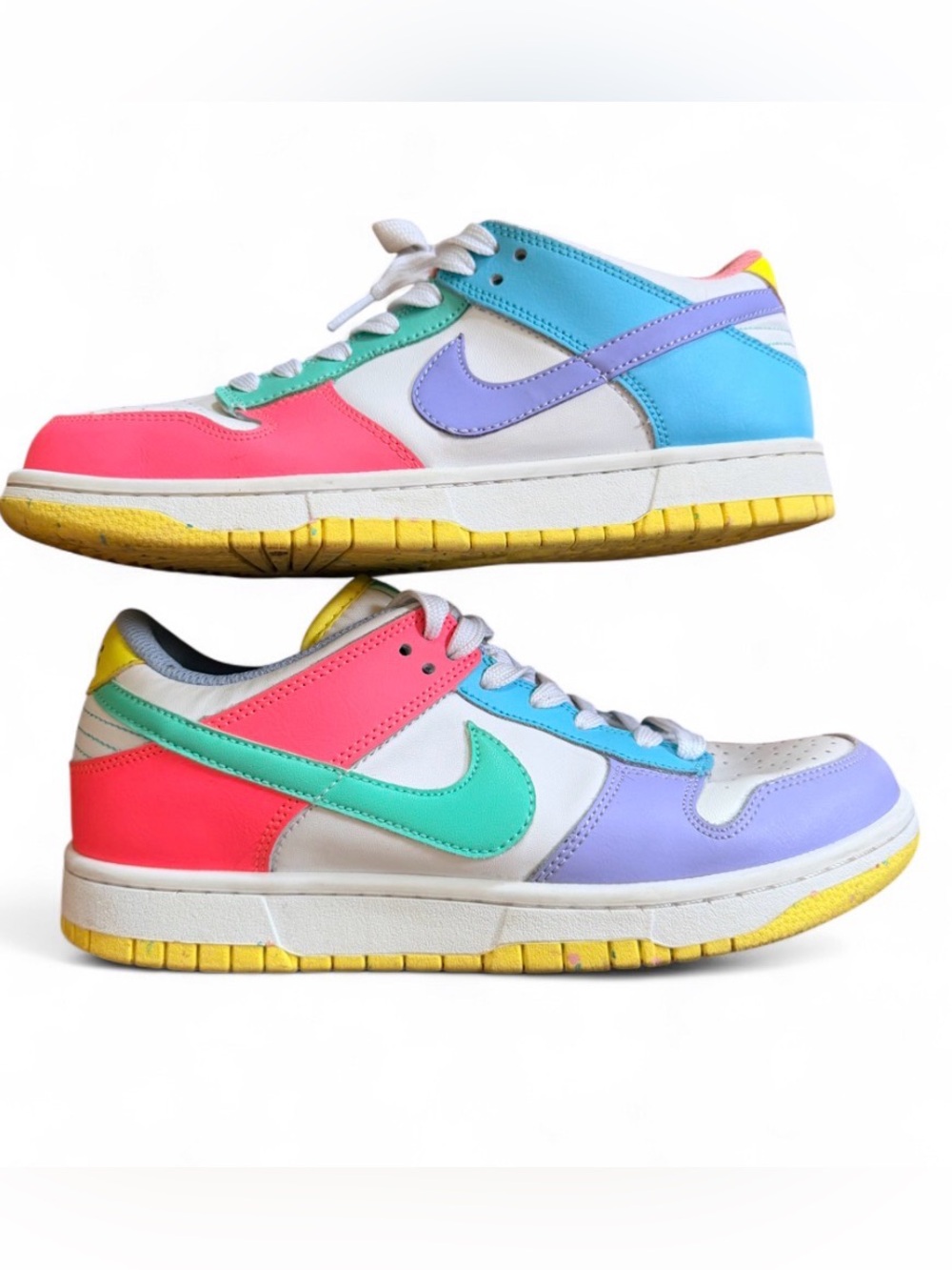 Nike “Candy” Dunks. Size 7.5 run a little big. Worn a few times.